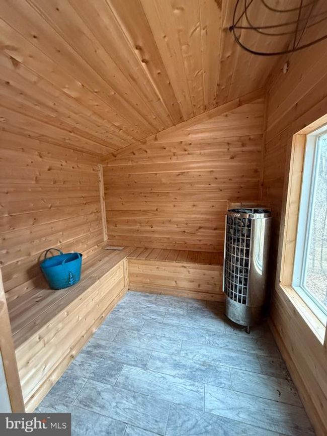 4423 High Knob Rd, House other with 2 bedrooms, 2 bathrooms and null parking in Old Fields WV | Image 15