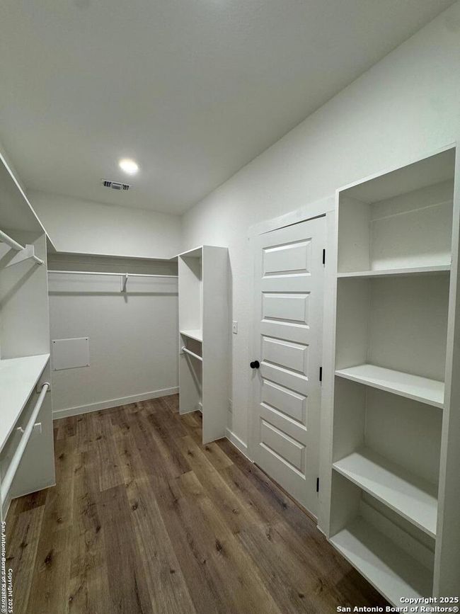 2002 Owens Ave, House other with 3 bedrooms, 2 bathrooms and null parking in Three Rivers TX | Image 24