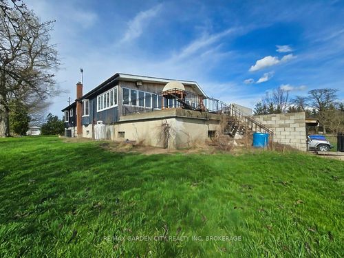 1030 Metler Road, Pelham, ON, L0S1C0 | Card Image