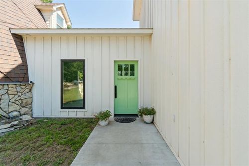3718 E 116th St, Perkins, OK, 74059-3716 | Card Image