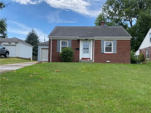 145 Rowford Ave Sw, Massillon, OH, 44646-3823 | Card Image