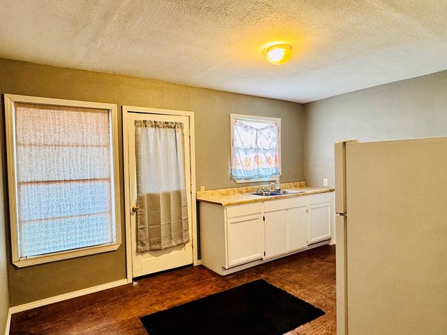 404 N Gillis St, House other with 3 bedrooms, 1 bathrooms and null parking in Fort Stockton TX | Image 7