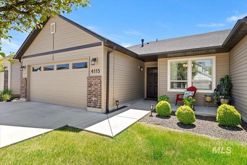 4115 E Blueberry St, Meridian, ID, 83642-8259 | Card Image