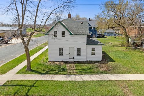 501 W Baker St, Arlington, MN, 55307-4558 | Card Image