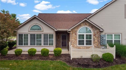 5304 Sundance Way, Brunswick, OH, 44212-6471 | Card Image