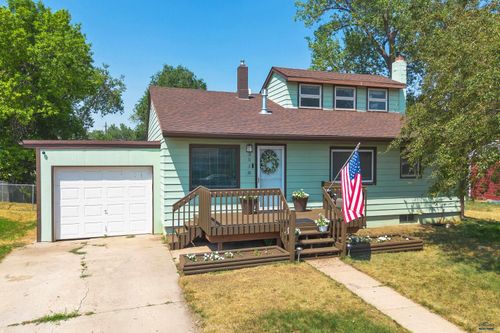 3518 Brookside Dr, Rapid City, SD, 57702-2211 | Card Image