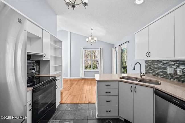 405 Spring Lake Dr, House other with 3 bedrooms, 2 bathrooms and 2 parking in Pinehurst NC | Image 9