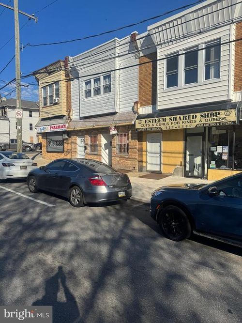 6544 Lebanon Ave, Philadelphia, PA, 19151-3328 | Card Image