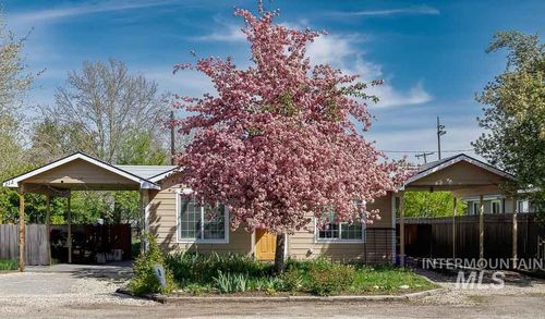 210/212 E 12th St, Emmett, ID, 83617 | Card Image