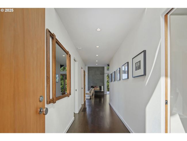 693 Terrace Dr, House other with 4 bedrooms, 4 bathrooms and 5 parking in Lake Oswego OR | Image 13