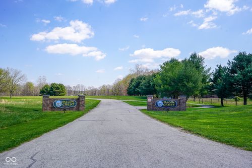 3271 Eagles Pt, Martinsville, IN, 46151-7093 | Card Image