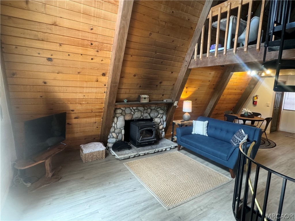 Residential Lease in Big Bear Lake 3