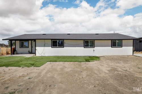 27568 Highway 119, Taft, CA, 93268-9764 | Card Image