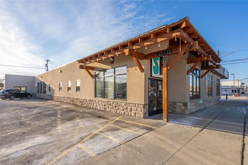 300 1st Ave W, KALISPELL, MT, 59901-4834 | Card Image