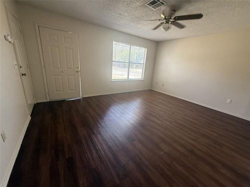 200 Brad Street, Edmond, OK, 73003 | Card Image