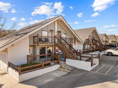 e-380-403 Veterans Blvd, Branson, MO, 65616-2060 | Card Image
