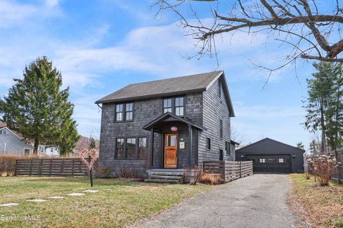 52 Reed St, Great Barrington, MA, 01230 | Card Image