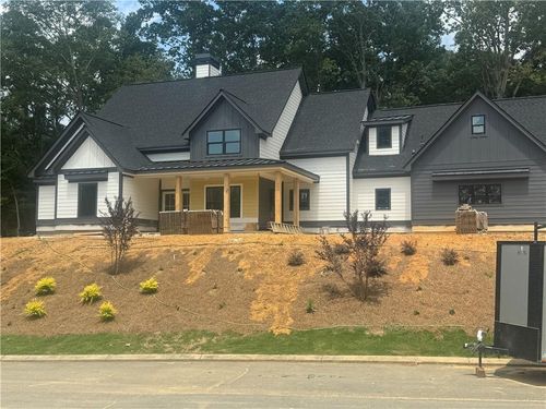 114 Cliffs Dr, Dalton, GA, 30721-2224 | Card Image