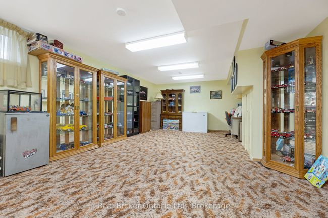 9110 10 Th Line, House other with 3 bedrooms, 1 bathrooms and 8 parking in Norval ON | Image 27