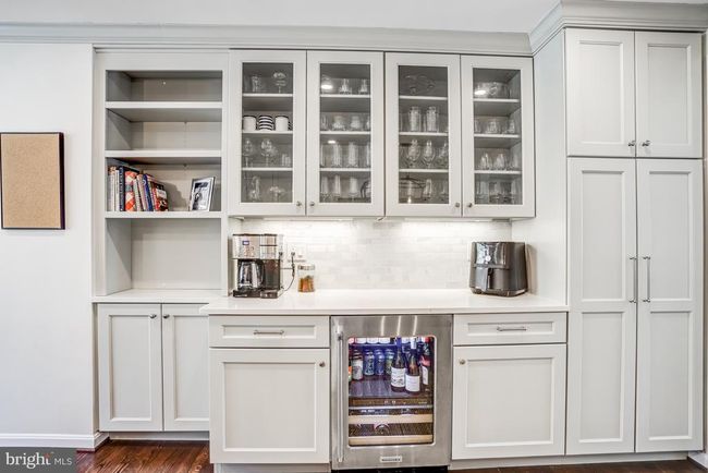 6737 Baron Rd, Townhouse with 4 bedrooms, 4 bathrooms and null parking in MCLEAN VA | Image 11