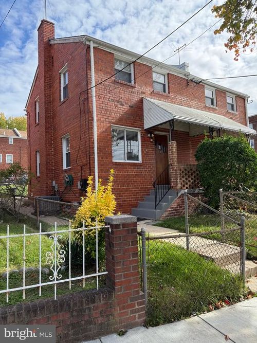 374 Chaplin St Se, WASHINGTON, DC, 20019-4261 | Card Image