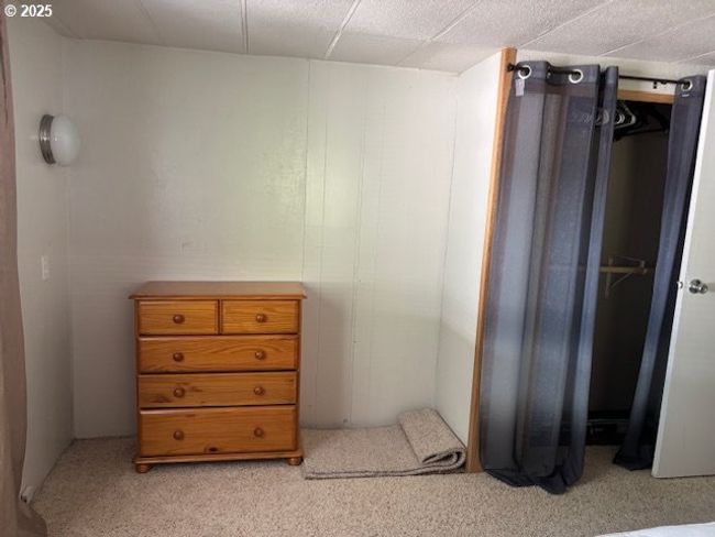 Bedroom, Primary | Image 25