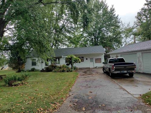 5785 S 550 E, Wolcottville, IN, 46795-9421 | Card Image