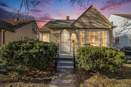 9909 Asbury Park, Detroit, MI, 48227-1046 | Card Image