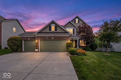 1418 Lavender Ln, Greenwood, IN, 46143-6721 | Card Image