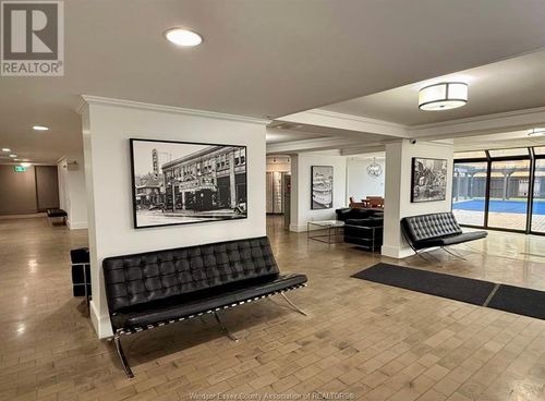 1011-111 Riverside Dr E, Windsor, ON, N9A2S6 | Card Image