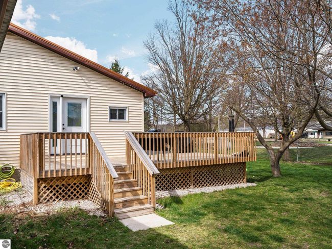431 E Bittner Ave, House other with 3 bedrooms, 2 bathrooms and null parking in Reed City MI | Image 14