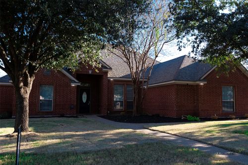 302 S Cedar Ridge Cir, Robinson, TX, 76706-5670 | Card Image