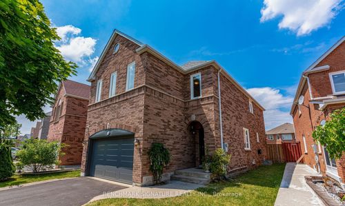36 Twisted Oak St, Brampton, ON, L6R1T1 | Card Image
