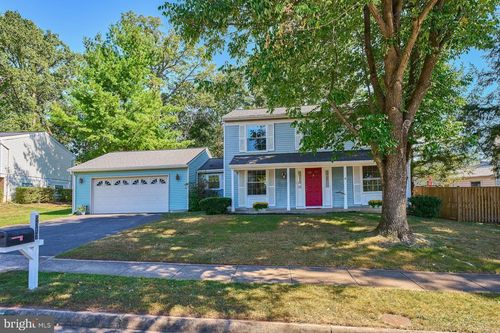 5317 Indian Rock Rd, CENTREVILLE, VA, 20120-1737 | Card Image