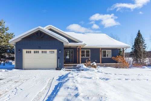 11 Thomas Cres, Huntsville, ON, P1H2M3 | Card Image
