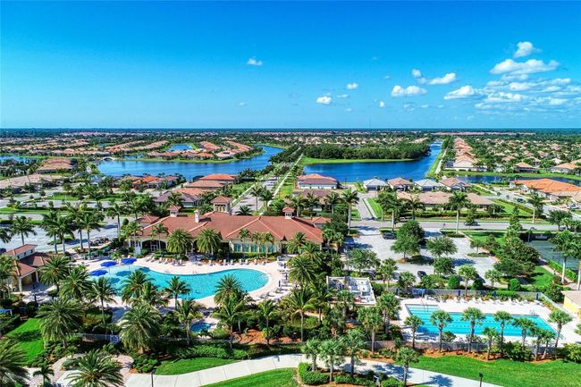 Main Resort Center | Image 70