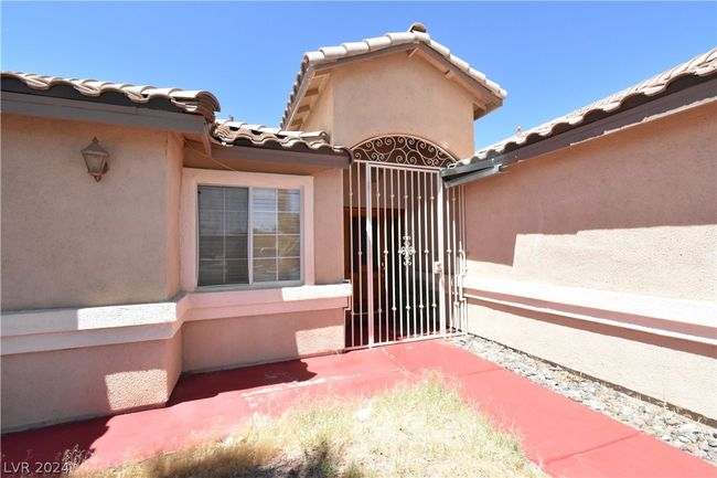 4820 Patterson Ave, House other with 5 bedrooms, 3 bathrooms and null parking in Las Vegas NV | Image 4
