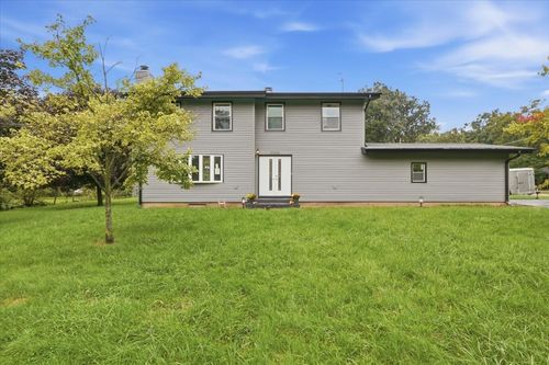 37860 N Metropolitan Ave, Beach Park, IL, 60087-2015 | Card Image