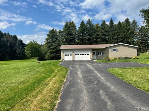 6909 Westview Dr, Perry, NY, 14530-9608 | Card Image