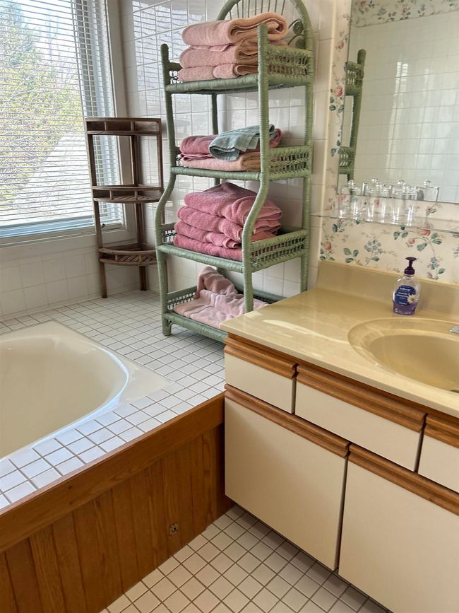 B-13 - 47 Crown Point Drive, Condo with 3 bedrooms, 3 bathrooms and null parking in Stratton VT | Image 10