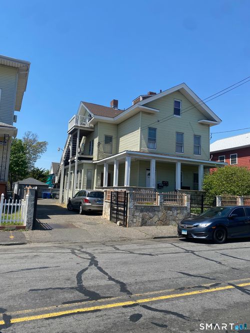 667 Noble Ave, Bridgeport, CT, 06608-1838 | Card Image