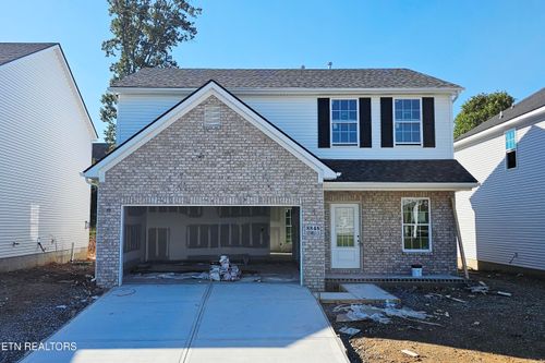 8848 Keenberg Ln, Knoxville, TN, 37931-3767 | Card Image