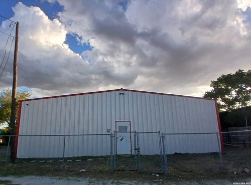 8753 N State Highway 16, Poteet, TX, 78065-2219 | Card Image