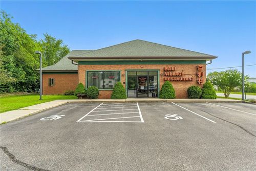 1172 Main St, Richmond, RI, 02898-1074 | Card Image