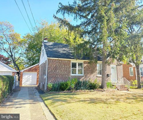 520 Beacon St, CAMDEN, NJ, 08105-2805 | Card Image