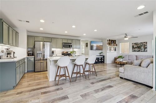 1440 Chinaberry Ln, Beaumont, CA, 92223-3338 | Card Image