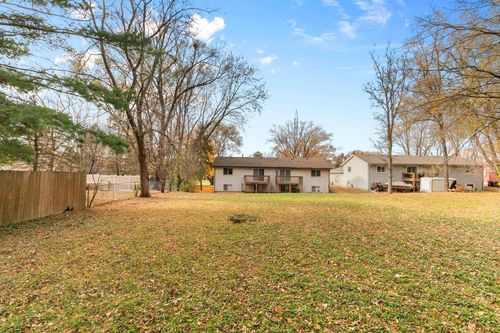 1357 Hadley Ave N, Oakdale, MN, 55128-5932 | Card Image