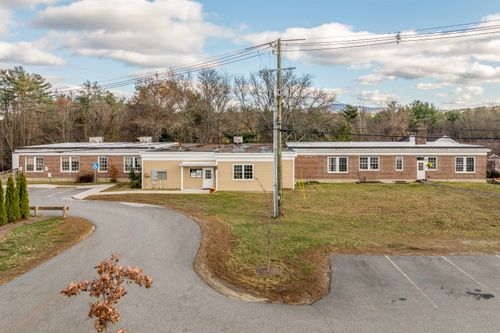 167 Summer St, Newport, NH, 03773-1281 | Card Image