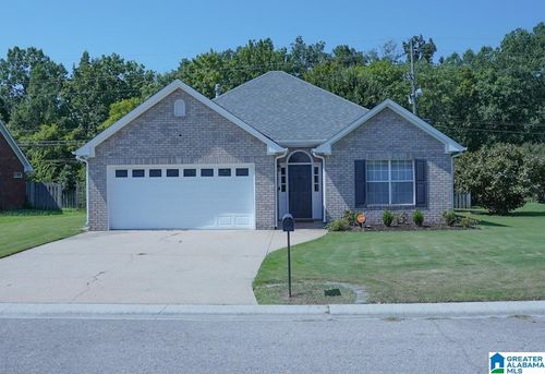 231 Hickory Point Ln, Helena, AL, 35080-3369 | Card Image