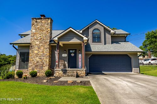 1208 Hoss Rd, Powell, TN, 37849-3933 | Card Image
